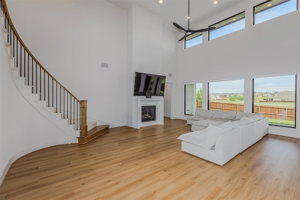 Ventana Ph 6a-2 - Residential