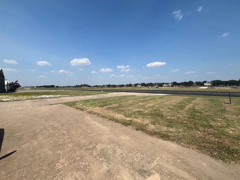 AERO COUNTRY ESTATES - Commercial Sale