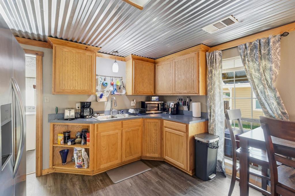 Leonard - Residential