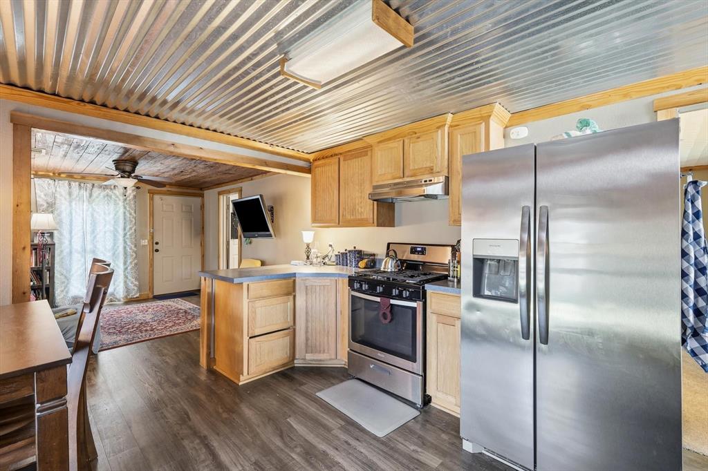 Leonard - Residential