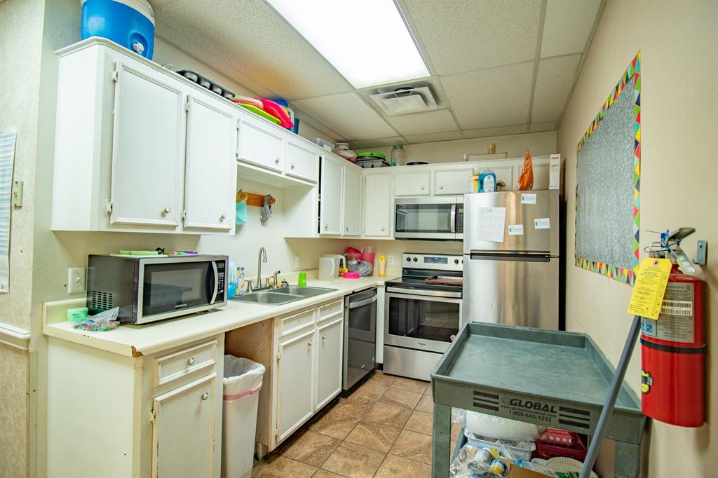 Dollar General Add - Commercial Lease