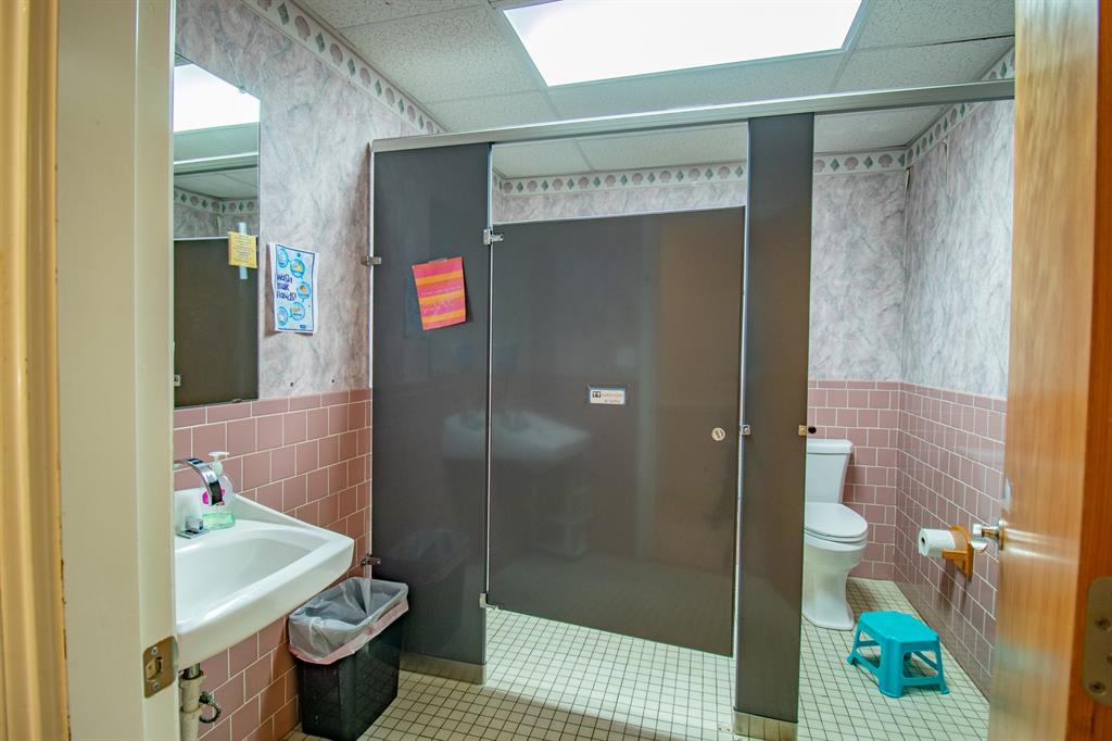 Dollar General Add - Commercial Lease