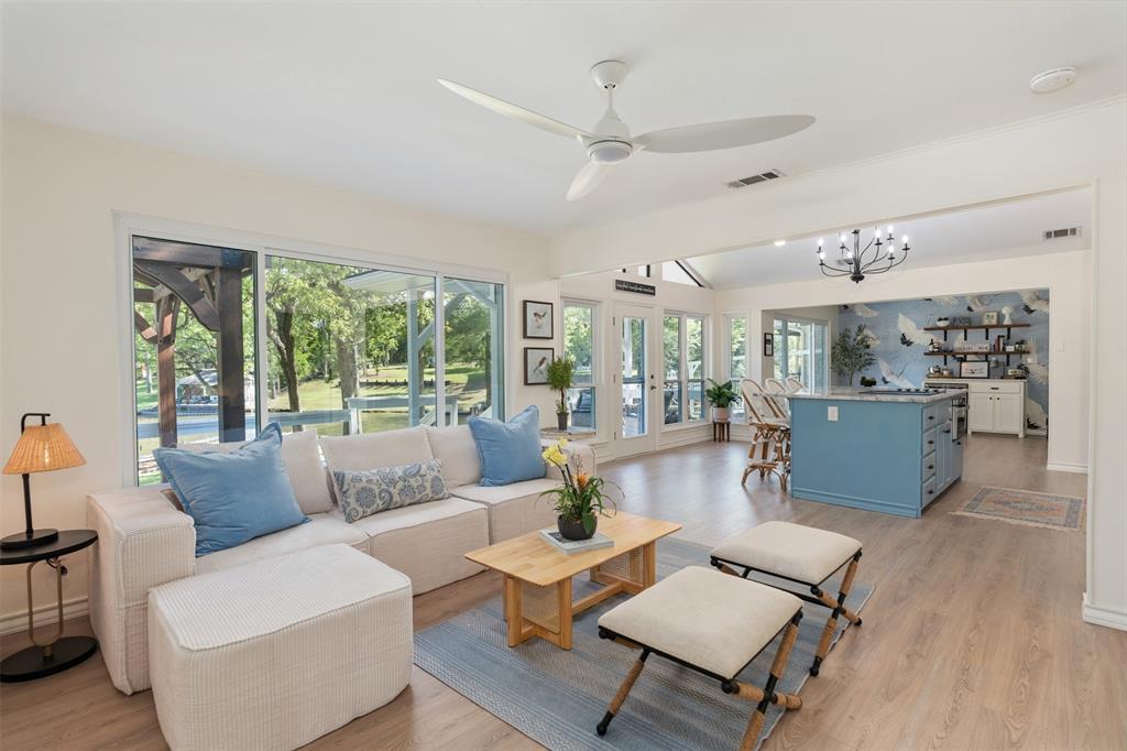 Point La Vista - Residential