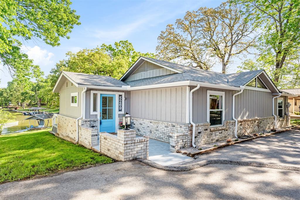 Point La Vista - Residential