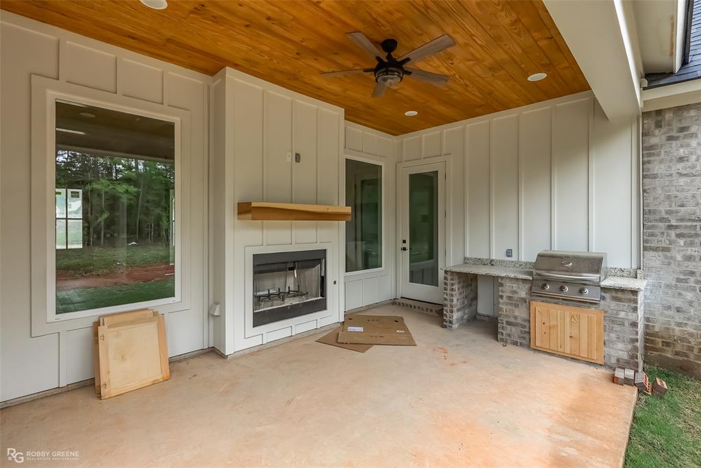 Lakeside on Long Lake - Residential
