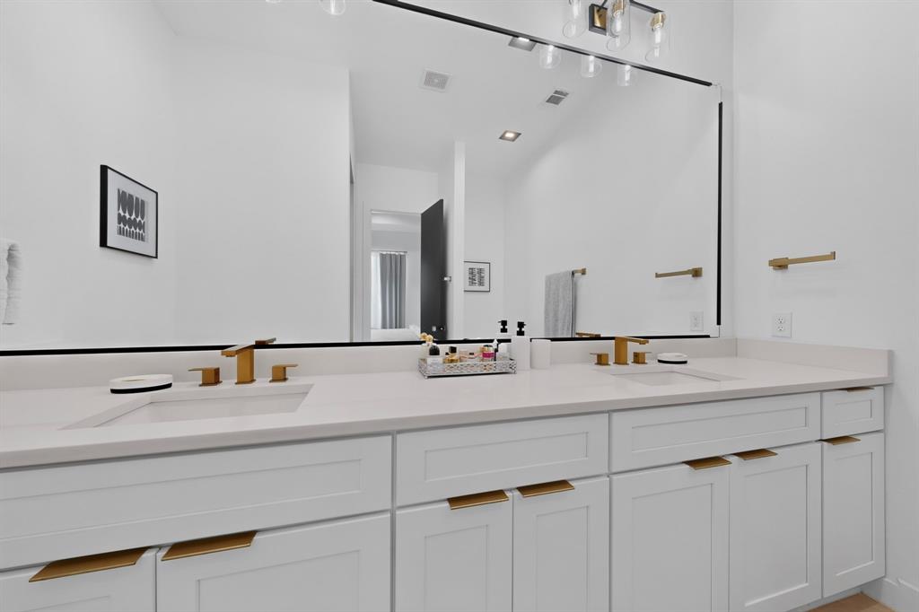 Grahams W W Rev - Residential