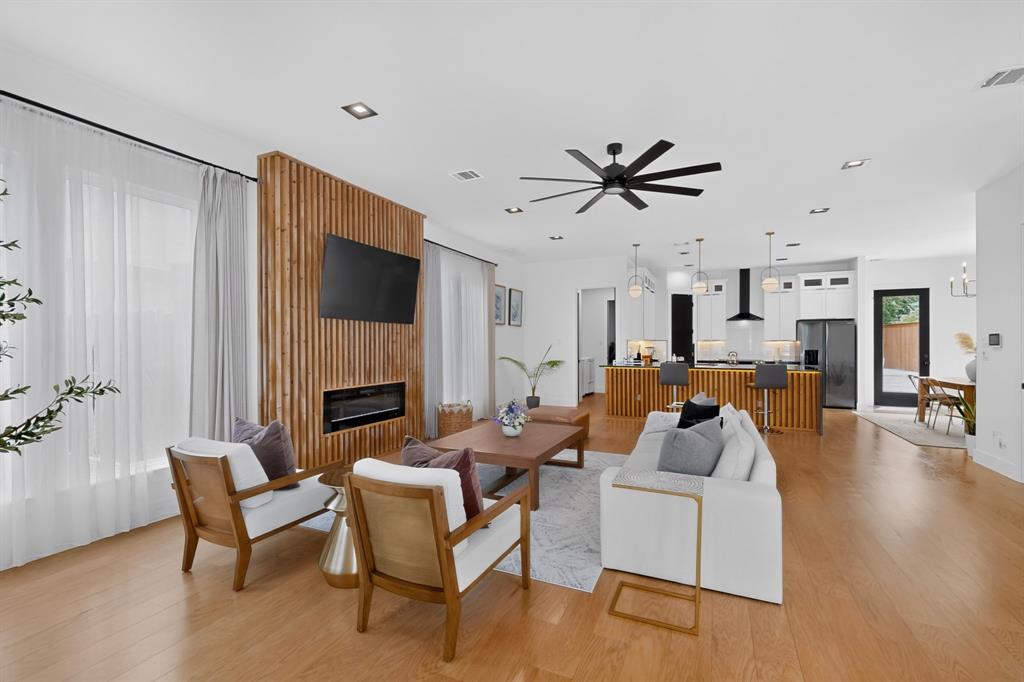 Grahams W W Rev - Residential