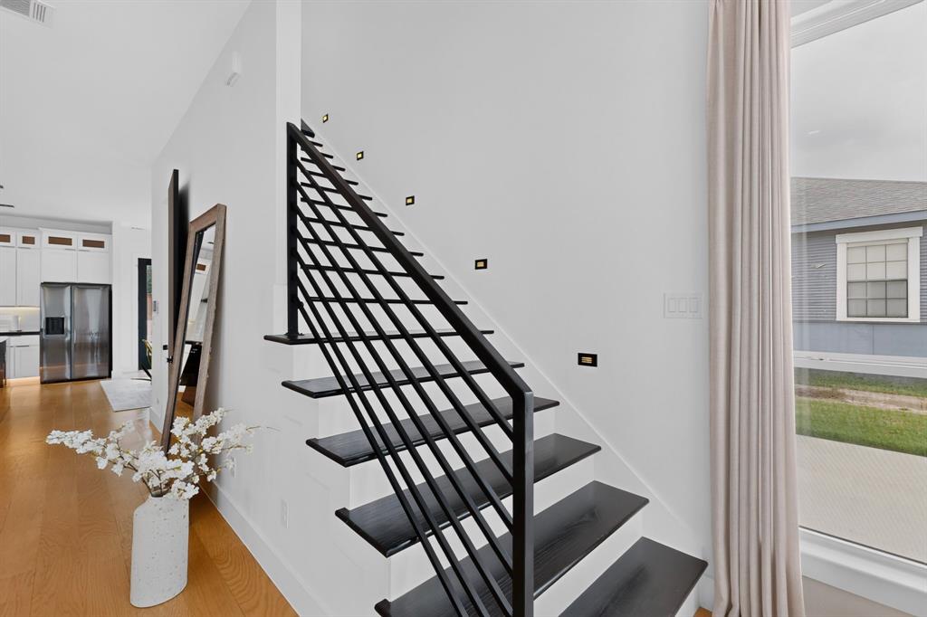Grahams W W Rev - Residential