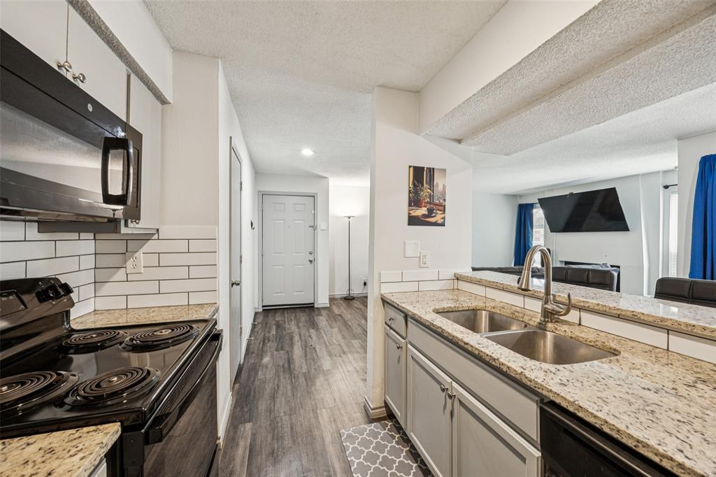 Tealwood-On-The-Creek Condo - Residential