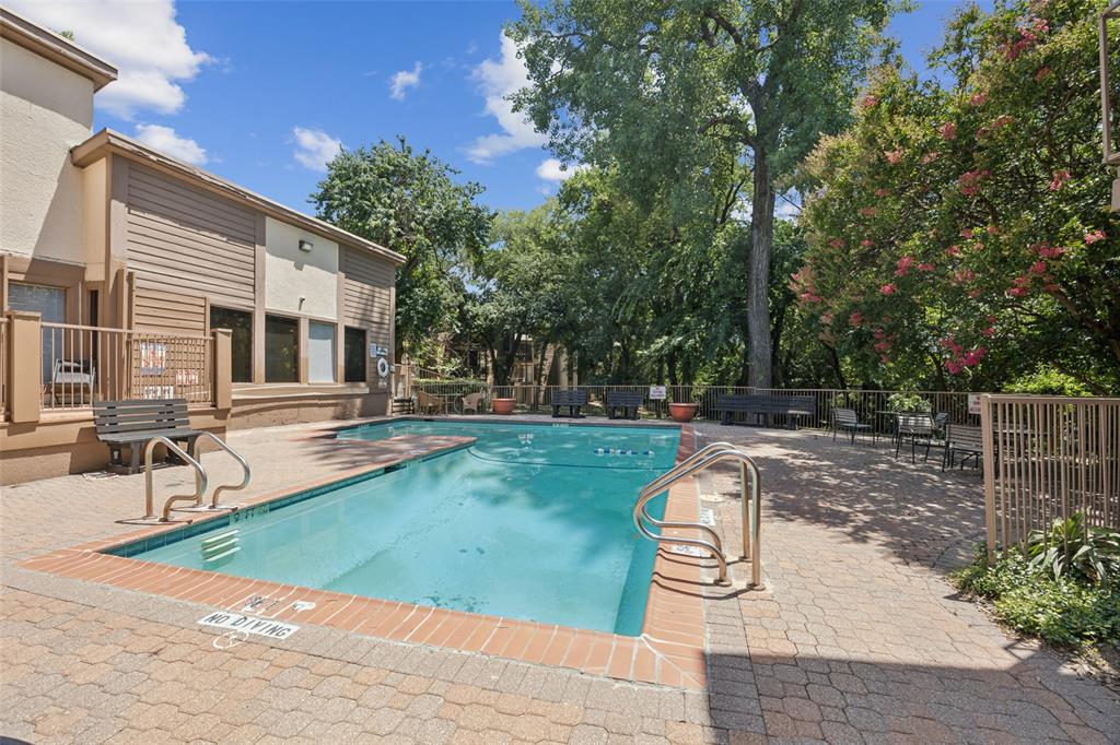 Tealwood-On-The-Creek Condo - Residential