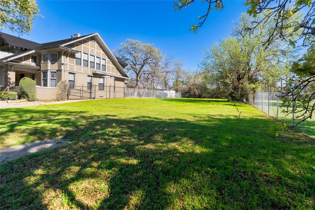 Edgewood Place Add - Land