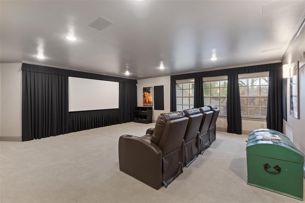 Williamsburg-Preston - Residential