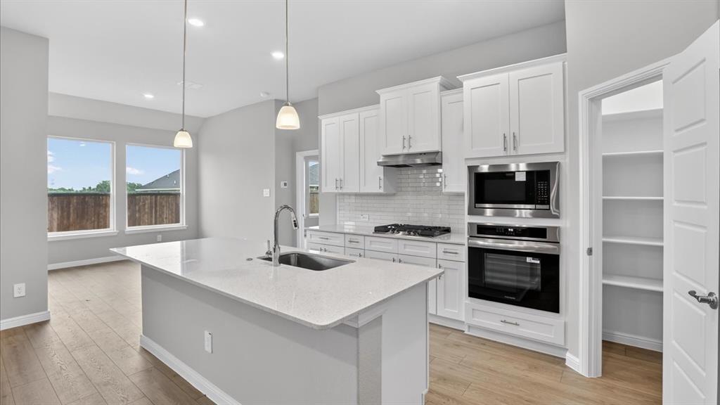 Lakeview Pointe - Residential