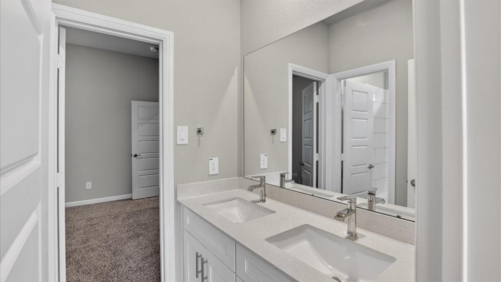 Lakeview Pointe - Residential