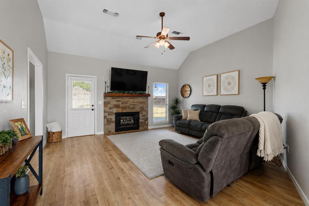 Thoroughbred Ridge - Residential