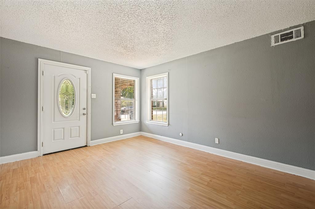 Pecan Crest Rev - Residential
