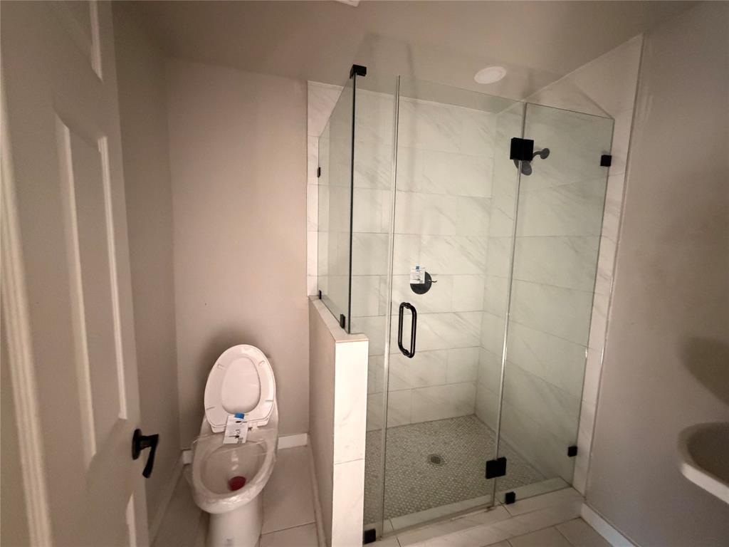 Grand Glasgow Condos - Residential