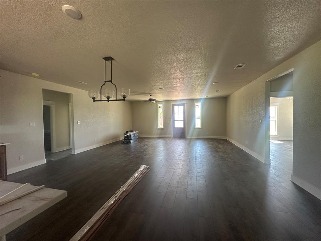 Lindsey - Residential