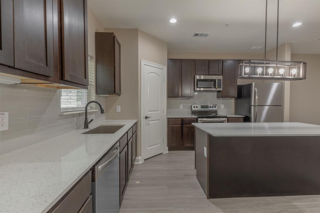Wylie Lake Twnhms Add - Residential Lease