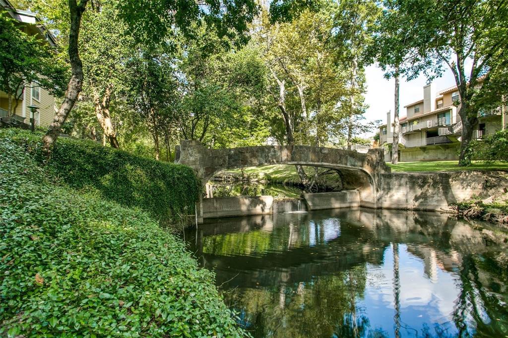 River Oaks Condo - Residential