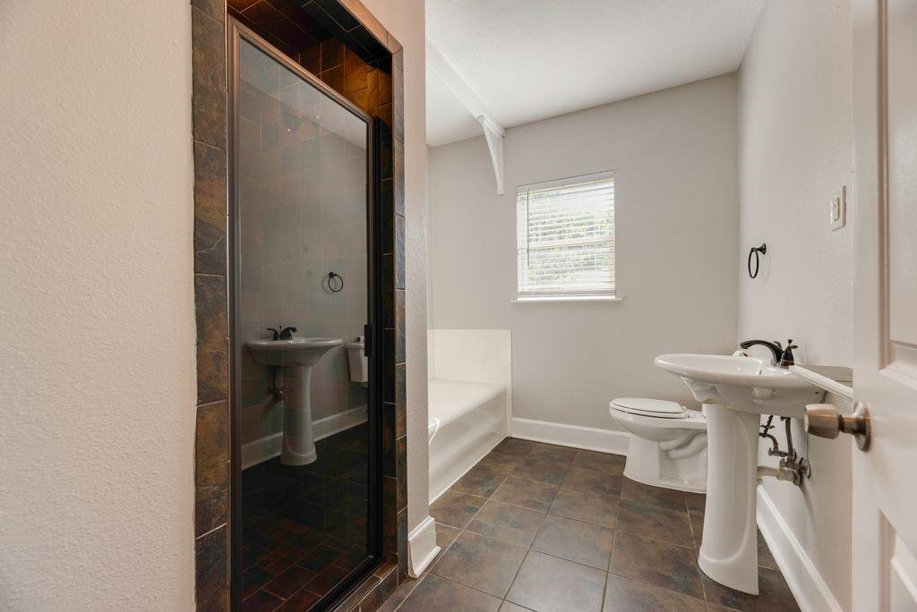Wm Garrett - Residential