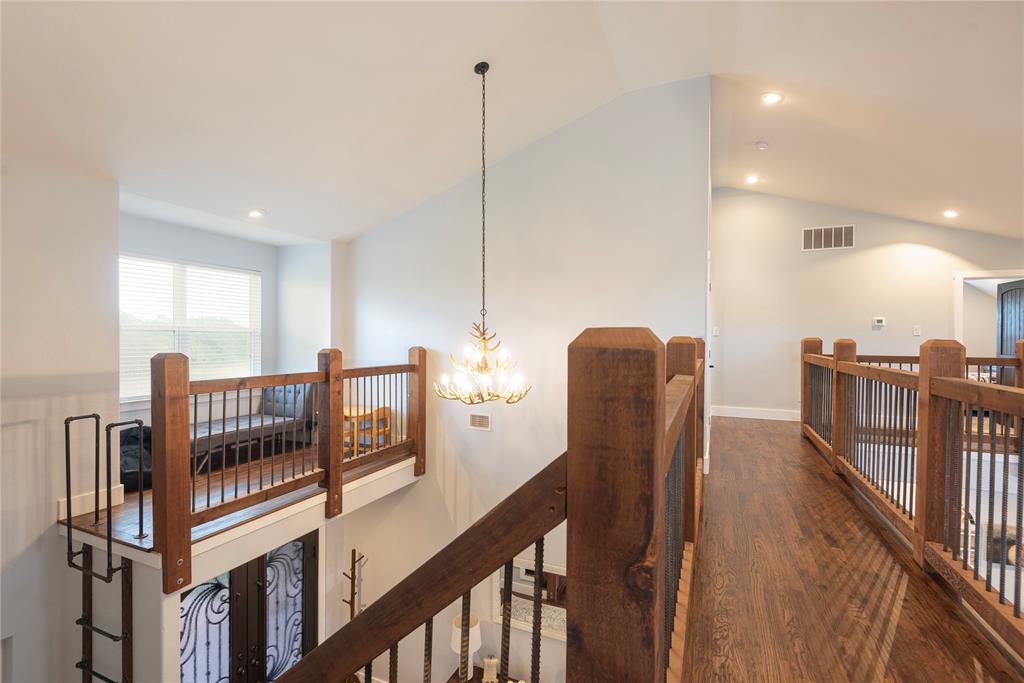 A0818 M MC LARY, ACRES 20.003 - Residential