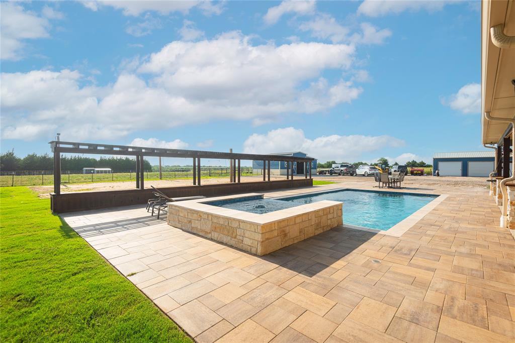 A0818 M MC LARY, ACRES 20.003 - Residential