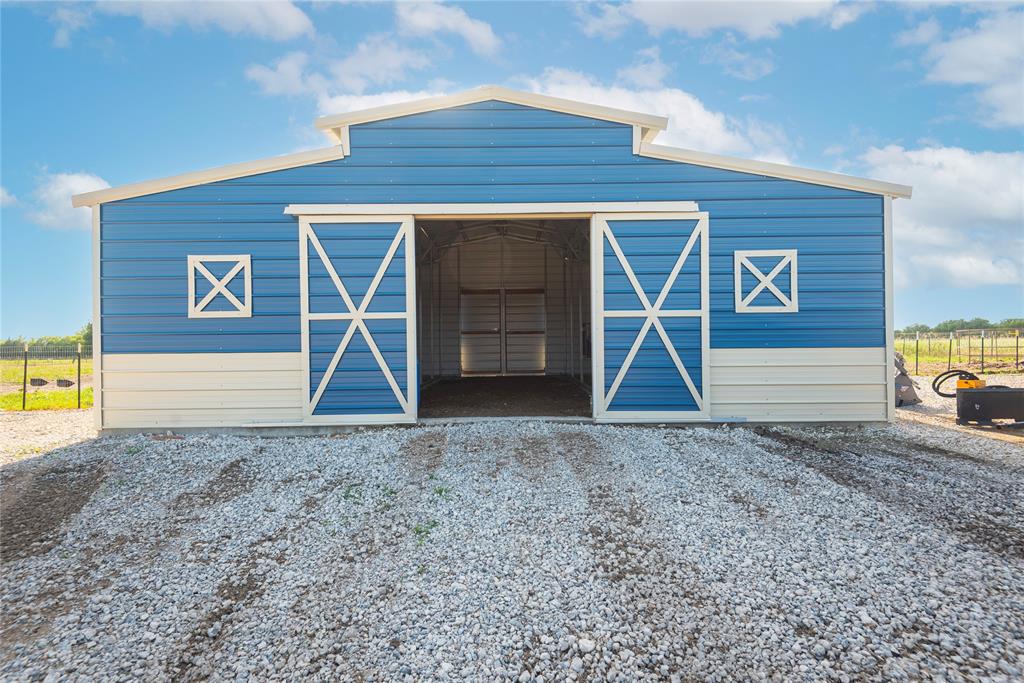 A0818 M MC LARY, ACRES 20.003 - Residential