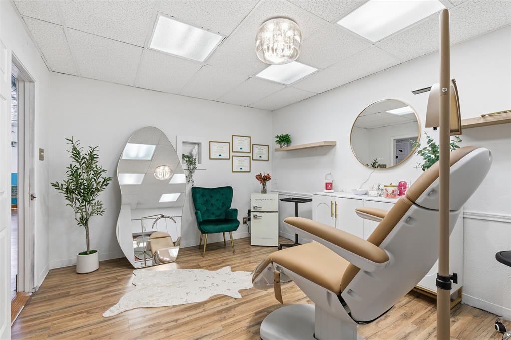 George Bryans 3rd Oak Cliff - Commercial Sale