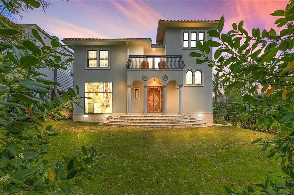 Find your oasis in the heart of University Park, minutes away from MIS and Snider Plaza. This elegant two-story modern Mediterranean is the perfect combination of timeless style, classic comfort and new technology. Interior features include a custom kitchen, formal dining, wine cellar, family room with fireplace and a great backyard with pool, spa and a freestanding guest-house. Upstairs you will find the romantic master suite, complete with a balcony overlooking the backyard& pool.