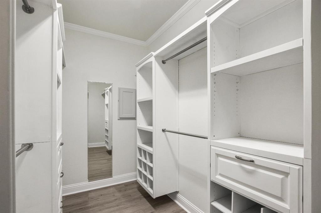 Sunset Pointe Ph Eight - Residential Lease