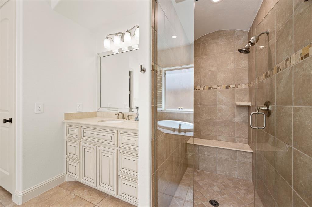 Villas of Colleyville - Residential