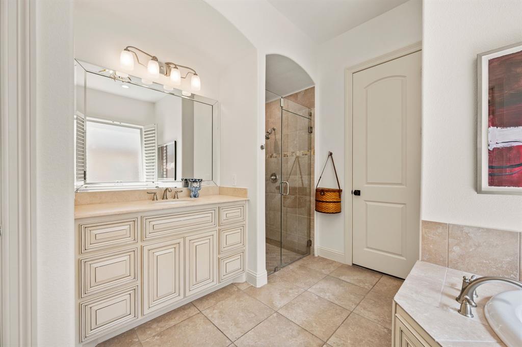 Villas of Colleyville - Residential