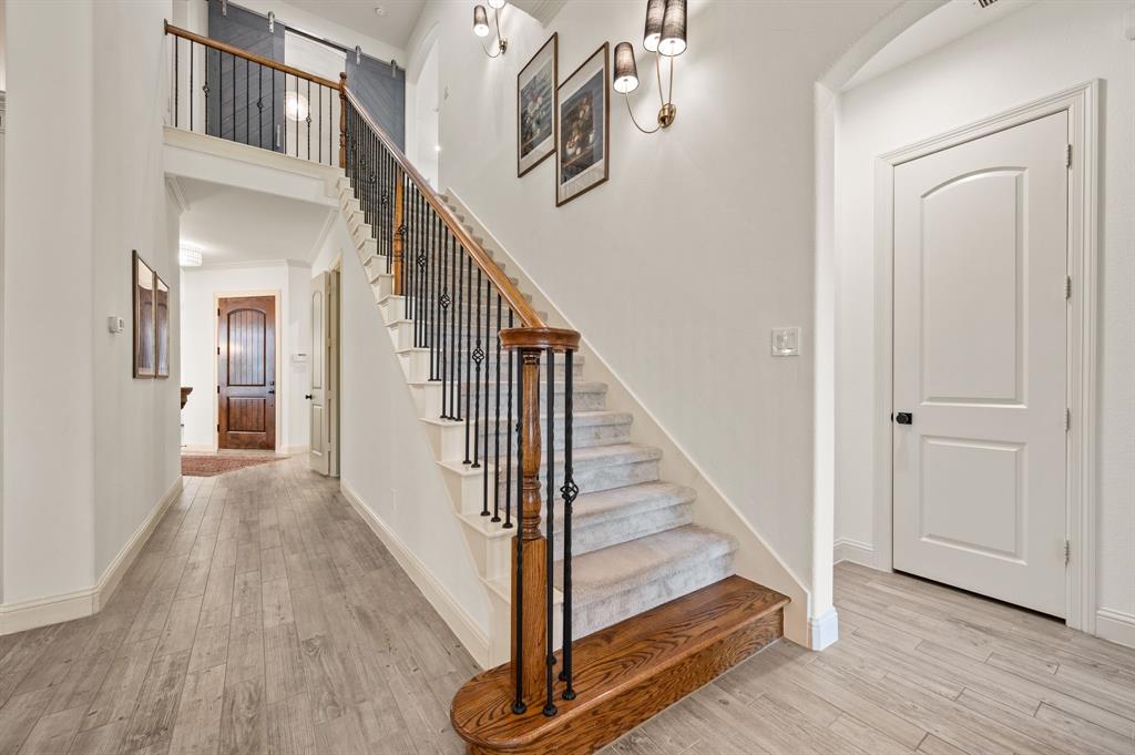 Villas of Colleyville - Residential