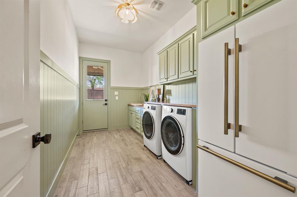 Villas of Colleyville - Residential