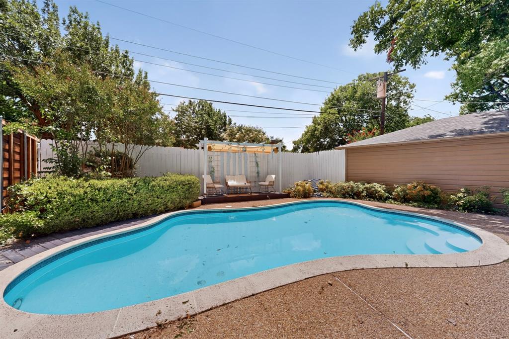 Lochwood - Residential