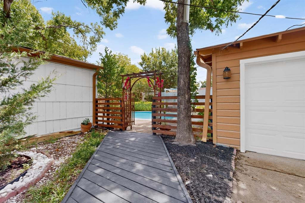 Lochwood - Residential