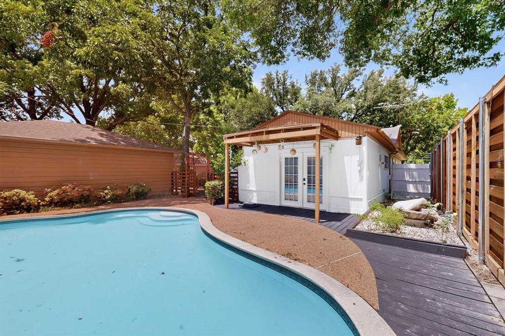 Lochwood - Residential