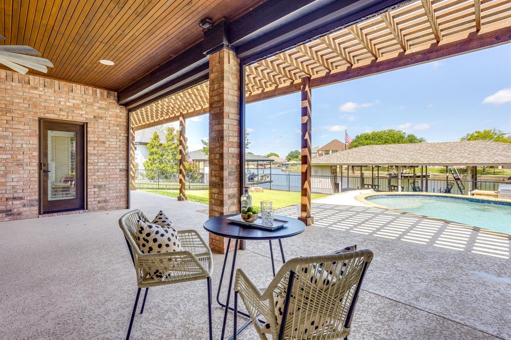 Waters Edge - Residential