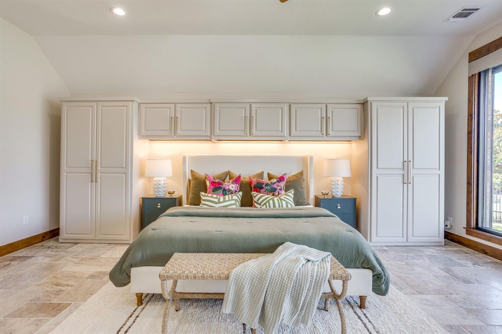 Waters Edge - Residential