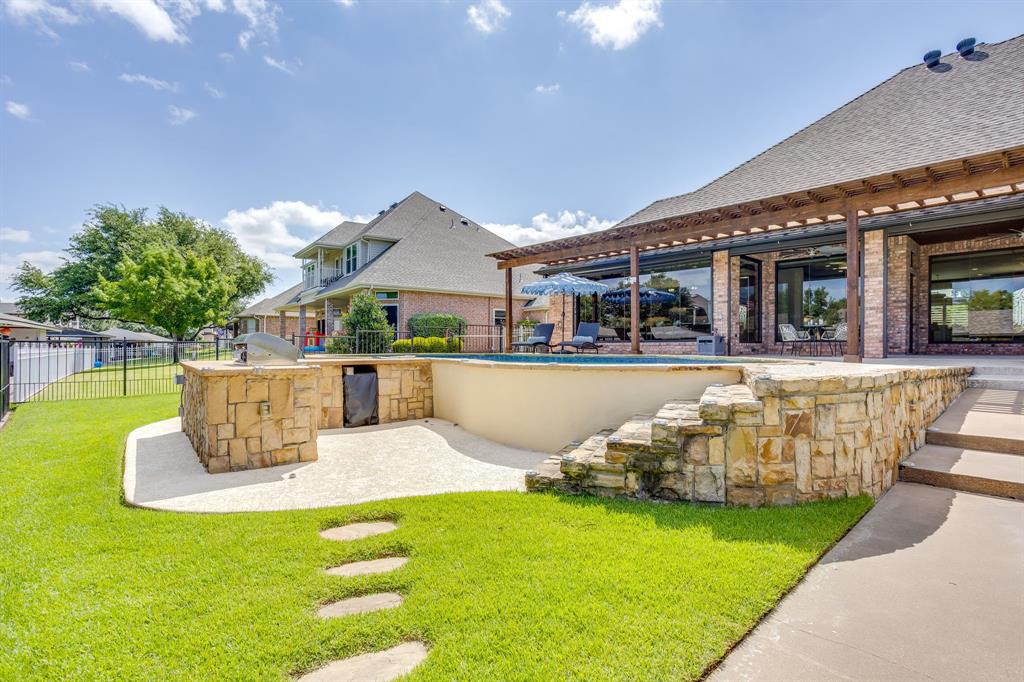 Waters Edge - Residential