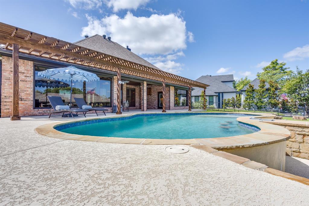 Waters Edge - Residential