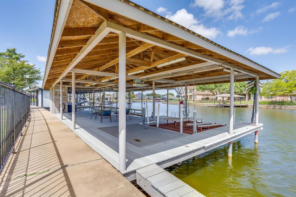 Waters Edge - Residential