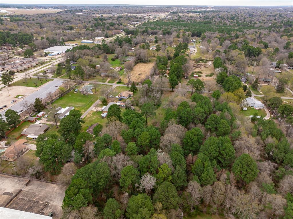 PINECROFT - Land