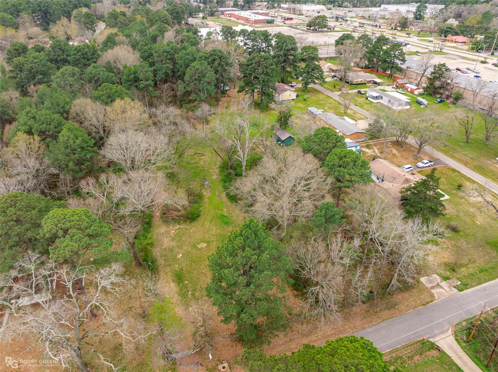 PINECROFT - Land