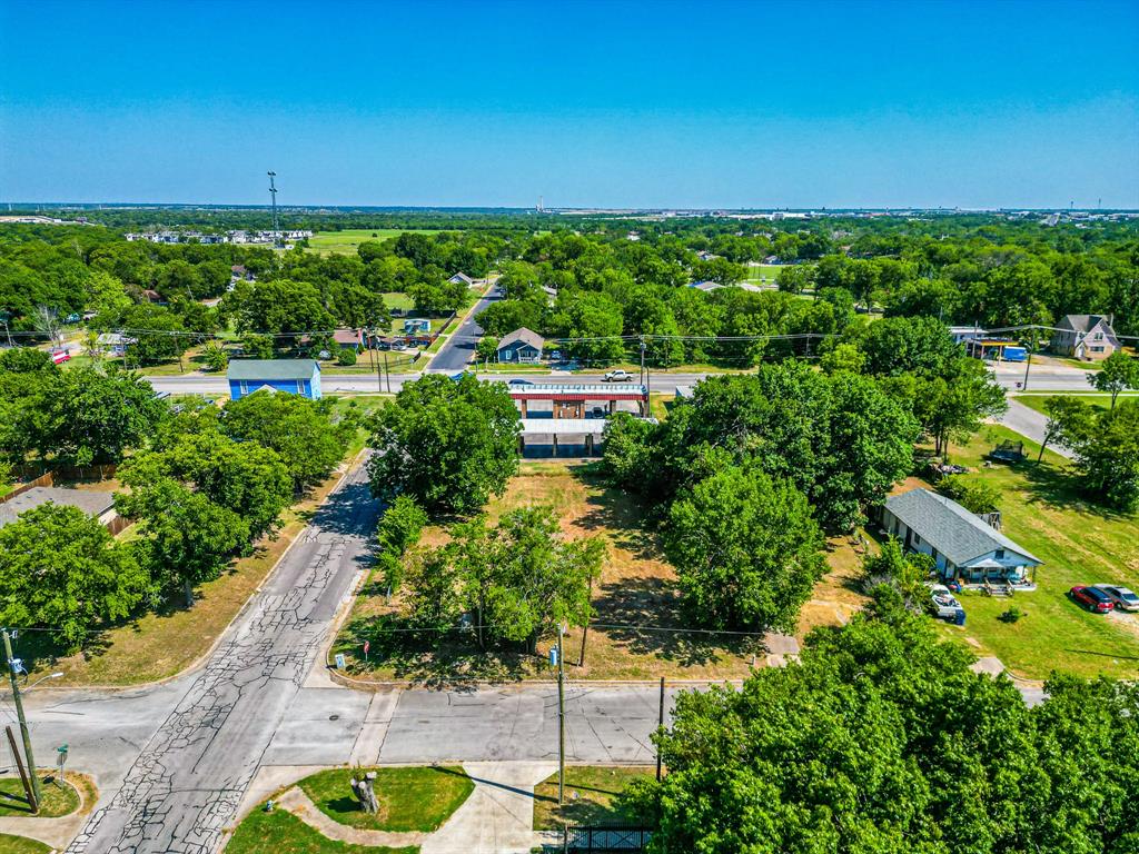 Corsicana - Land