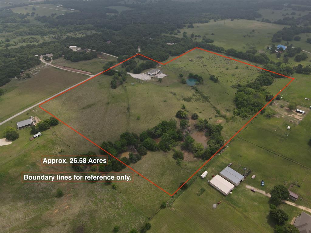 Experience the perfect blend of privacy and convenience with this beautiful property offering over 26 acres of fully fenced land, dotted with mature trees and several serene ponds. Just minutes from town, this peaceful retreat delivers true country charm with plenty of room to roam.
The spacious 4-bedroom, 2-bath home features an open-concept layout ideal for both everyday living and entertaining. Enjoy seamless flow between the living, dining, and kitchen areas, creating a warm and inviting atmosphere.
Step outside to a relaxing back deck, perfect for enjoying quiet mornings or evening sunsets overlooking your expansive property. Whether you're looking for space for animals, recreation, or simply a tranquil escape, this land offers endless possibilities.
The home is move-in ready and includes a refrigerator, dishwasher, and three ovens—a baker's dream!
Don’t miss this rare opportunity to own a slice of peaceful countryside with modern comforts and easy access to town.
