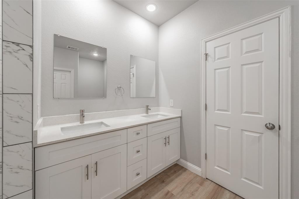Original Cleburn - Residential