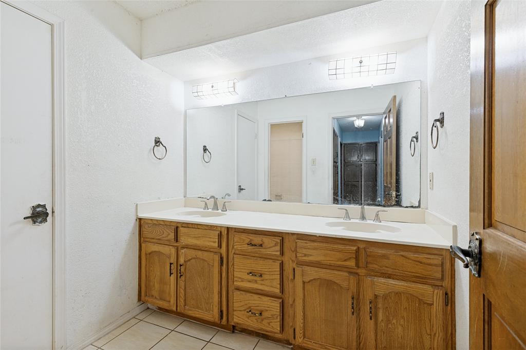 Meadow Lakes Add - Residential