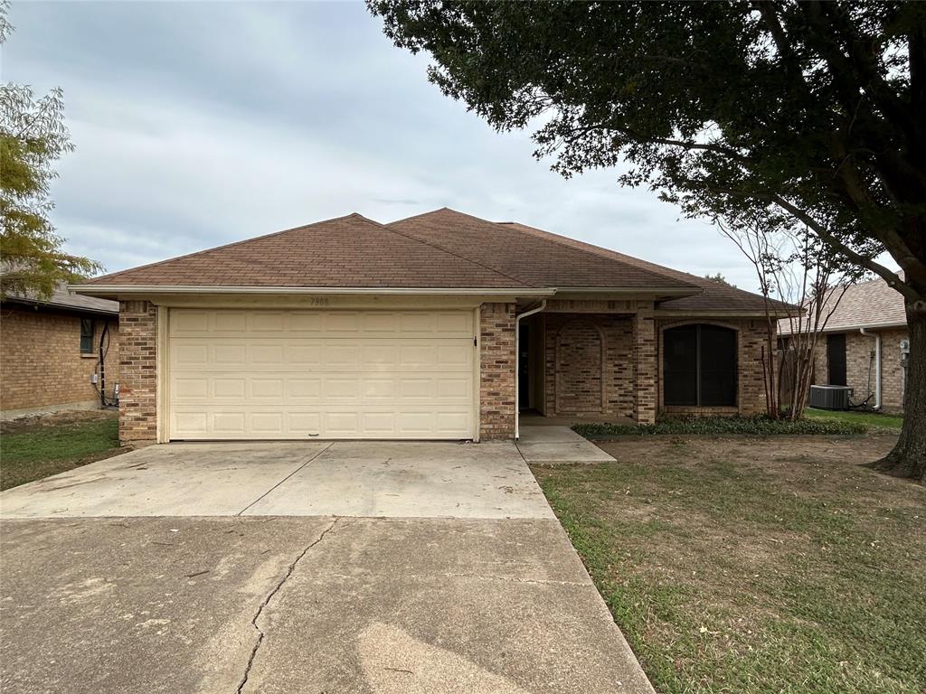 Don't miss out on this 3 bedroom 2 bath with vaulted ceilings. Just minutes from accessible highways, shopping and more. Home is in need of some TLC and would make a great first home or investment property. Home being sold as is, no repairs will be made.